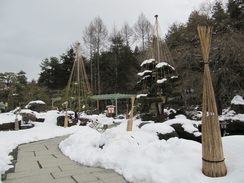 雪吊り